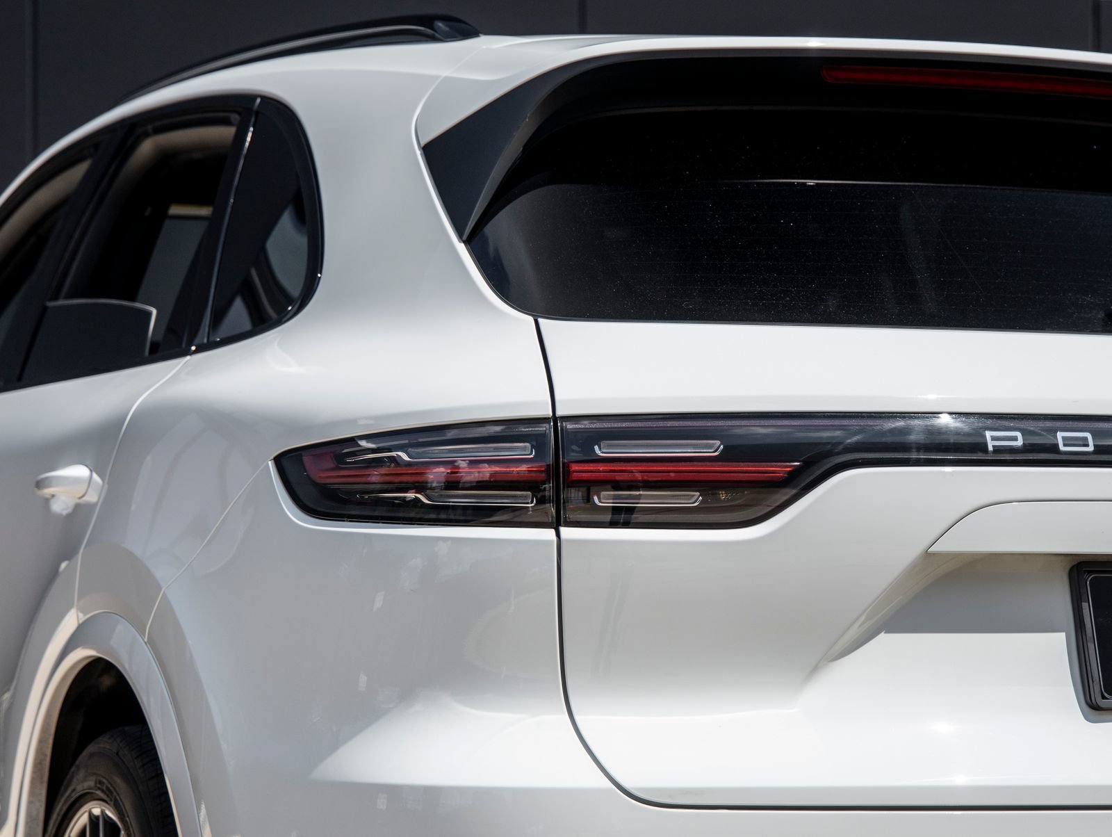 Certified 2023 Porsche Cayenne AWD/4WD image 14