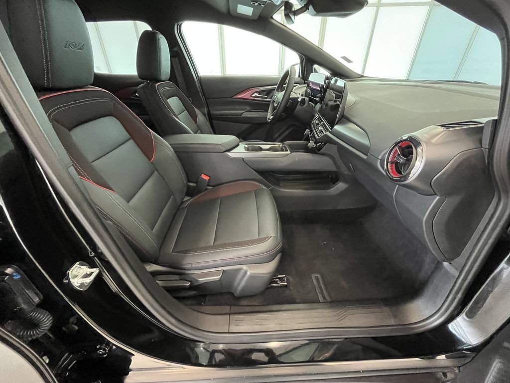 Certified 2024 Chevrolet Equinox EV RS image 33