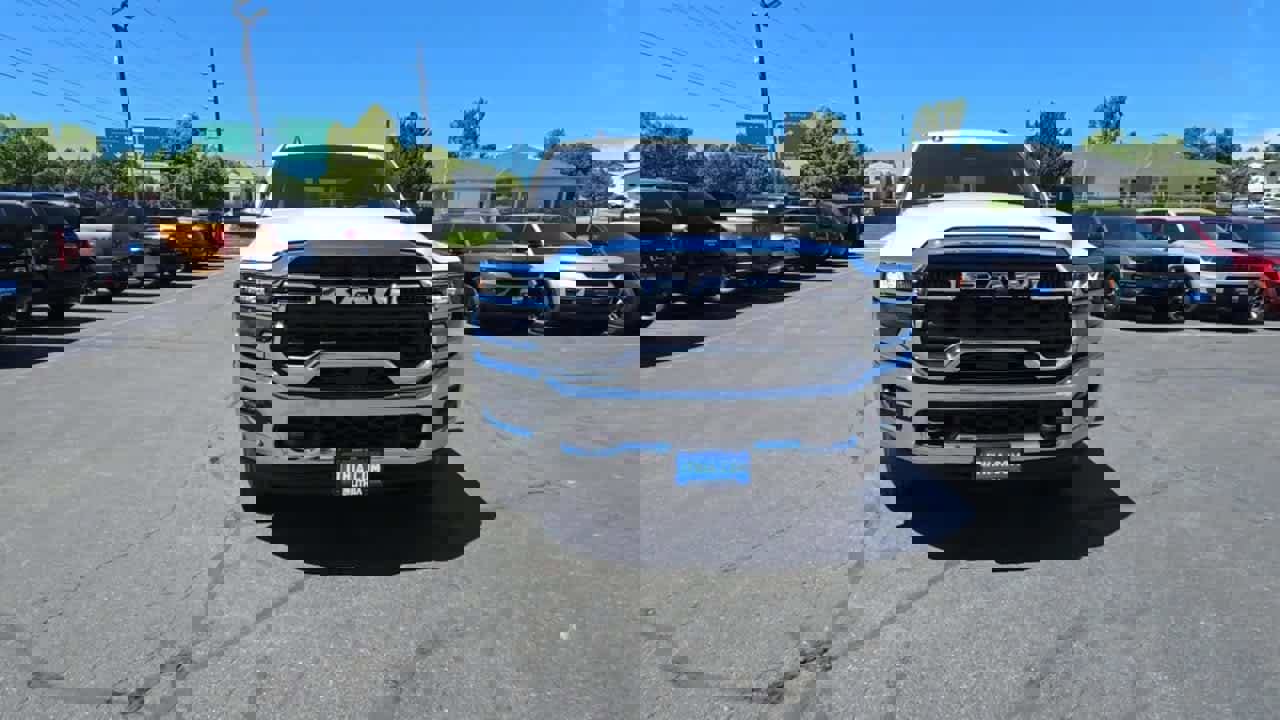 New 2025 RAM 2500 Big Horn image 3