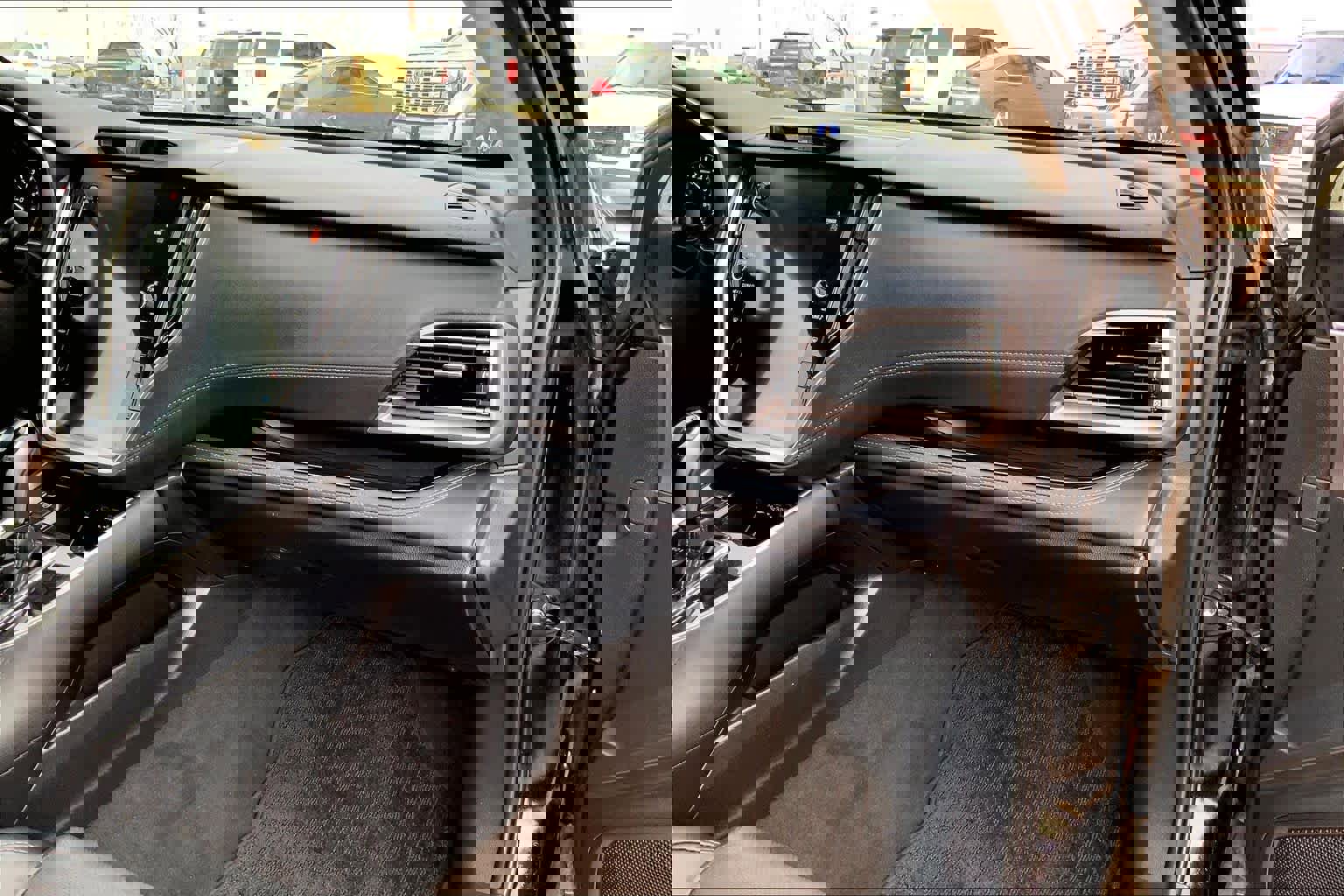 Used 2023 Subaru Outback Limited image 18