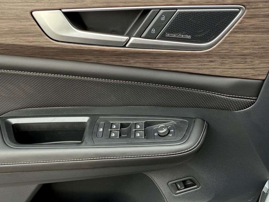 New 2026 Volkswagen Atlas SEL Premium R-Line image 18