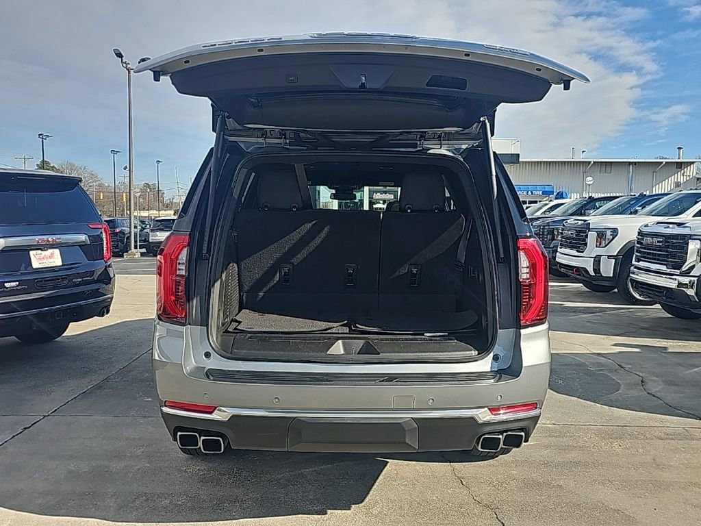 Certified 2025 GMC Yukon Denali image 5