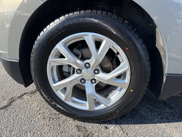 Used 2018 Chevrolet Equinox Premier image 22