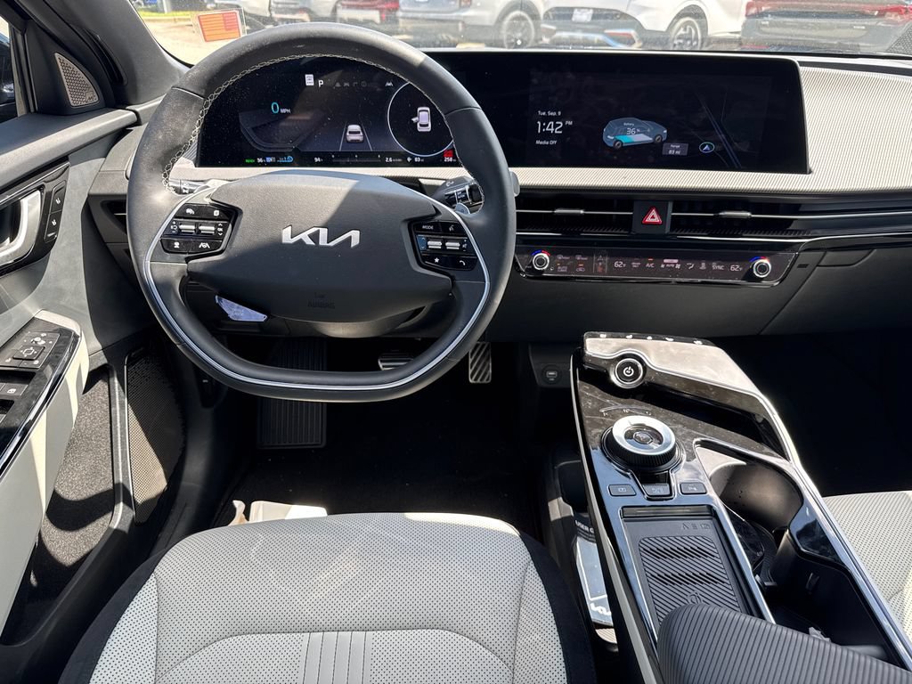 New 2024 Kia EV6 GT-Line w/ GT-Line White Seat Package AWD/4WD image 24
