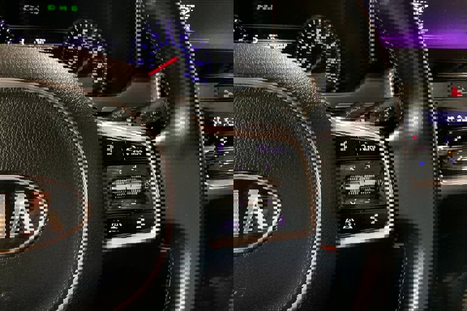 Used 2021 Kia Sorento SX image 24