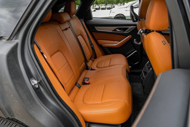 Used 2026 Jaguar F-PACE R-Dynamic S AWD/4WD image 43