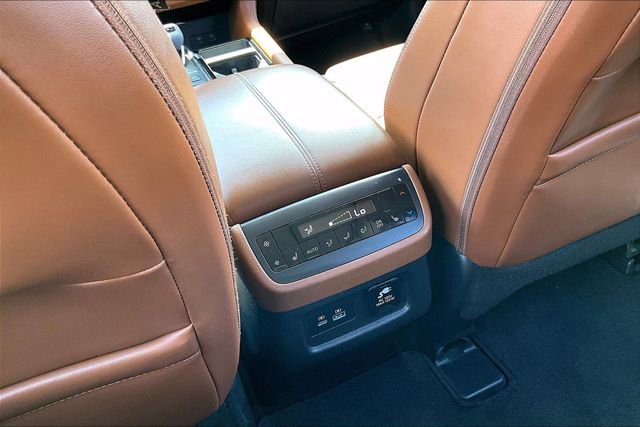 Certified 2023 Nissan Pathfinder Platinum w/ Cargo Package FWD image 10