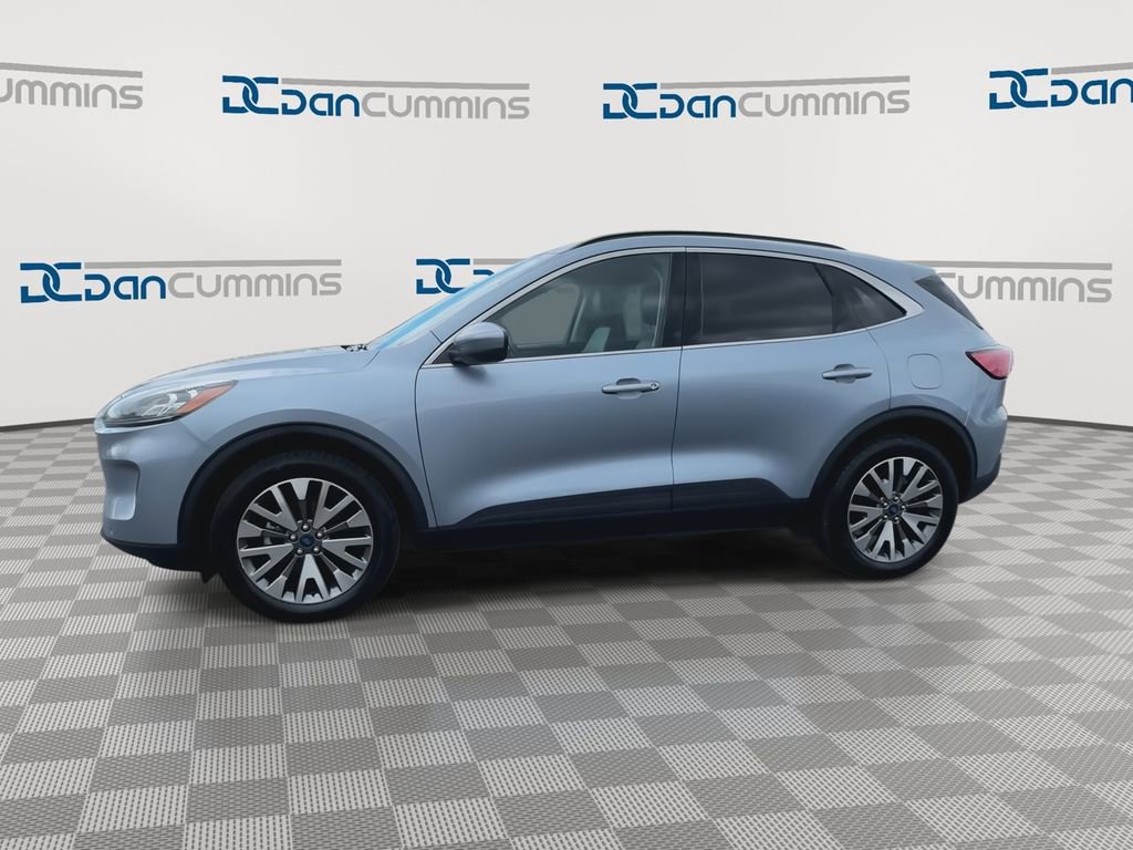 Used 2022 Ford Escape Titanium w/ Class II Trailer Tow Package AWD/4WD image 5