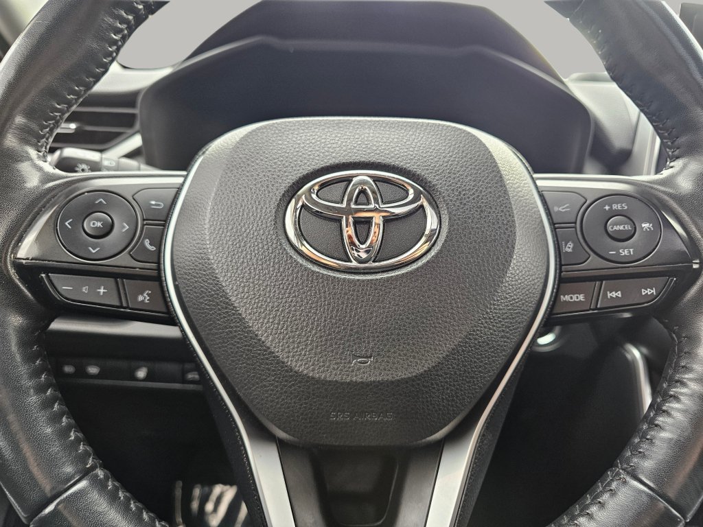 Used 2024 Toyota RAV4 XLE Premium w/ Weather Package AWD/4WD image 3