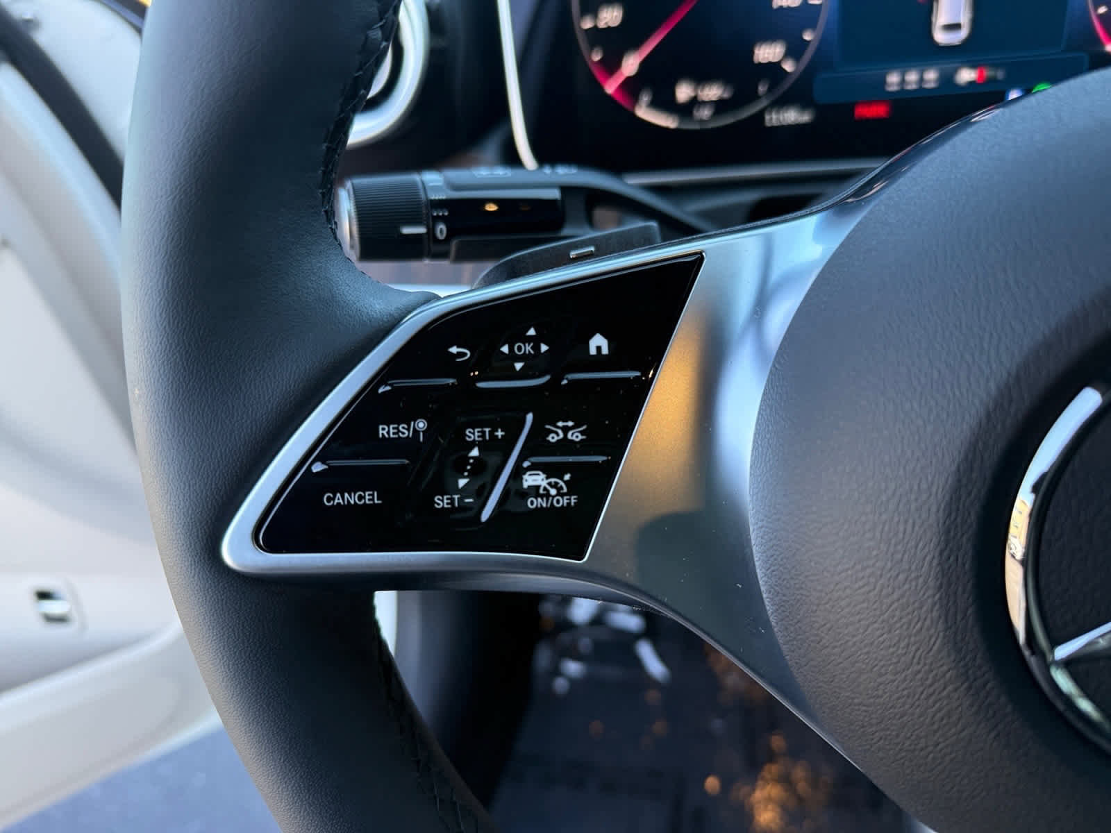 New 2026 Mercedes-Benz C 300 4MATIC Sedan image 21