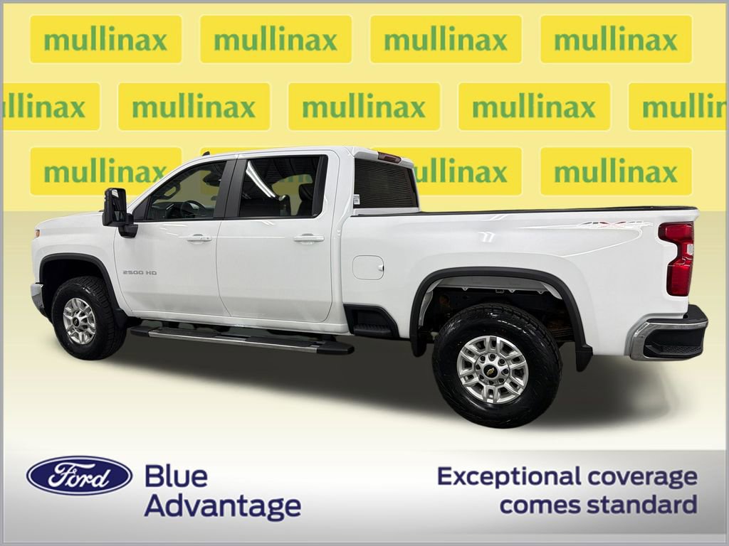 Used 2025 Chevrolet Silverado 2500 LT w/ Convenience Package AWD/4WD image 11