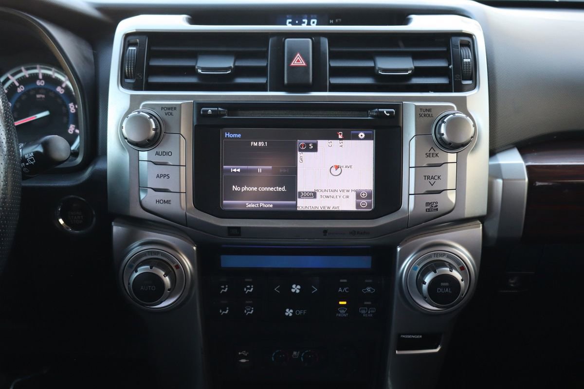 Used 2015 Toyota 4Runner Limited image 36