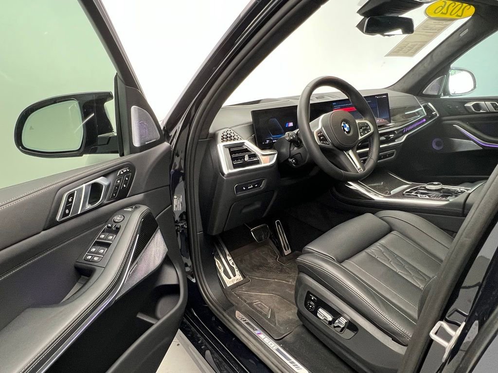 Used 2026 BMW X7 M60i AWD/4WD image 23