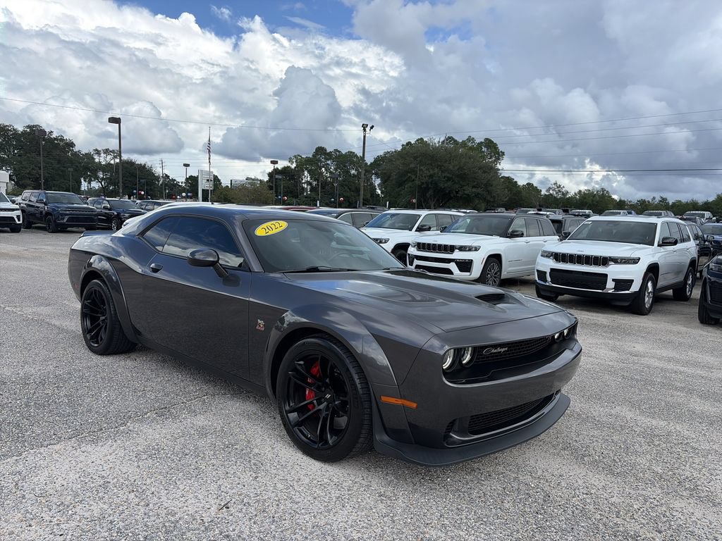 Used 2022 Dodge Challenger R/T Scat Pack RWD image 9