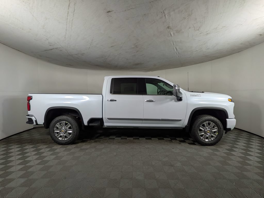 New 2026 Chevrolet Silverado 2500 High Country w/ High Country Premium Package AWD/4WD image 6