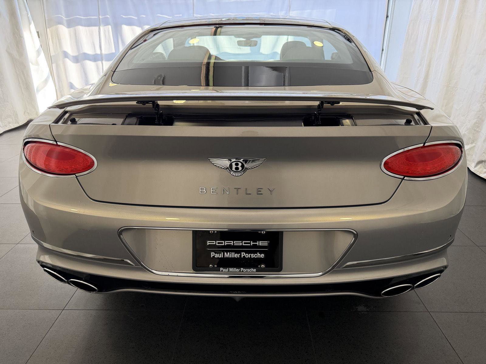 Used 2023 Bentley Continental GT Azure image 8