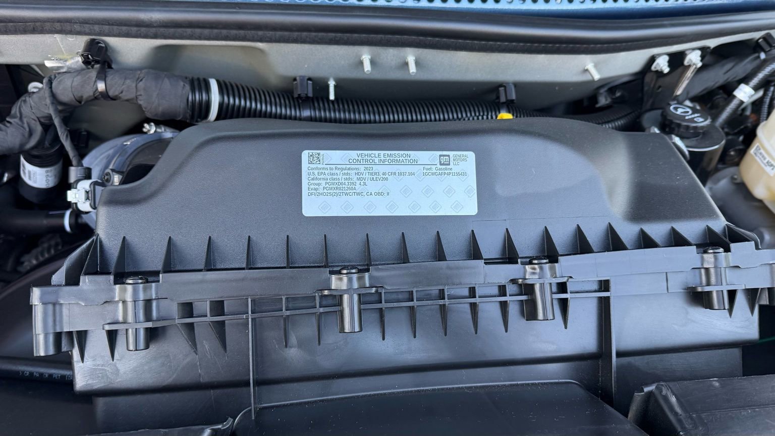 Used 2023 Chevrolet Express 2500 image 37