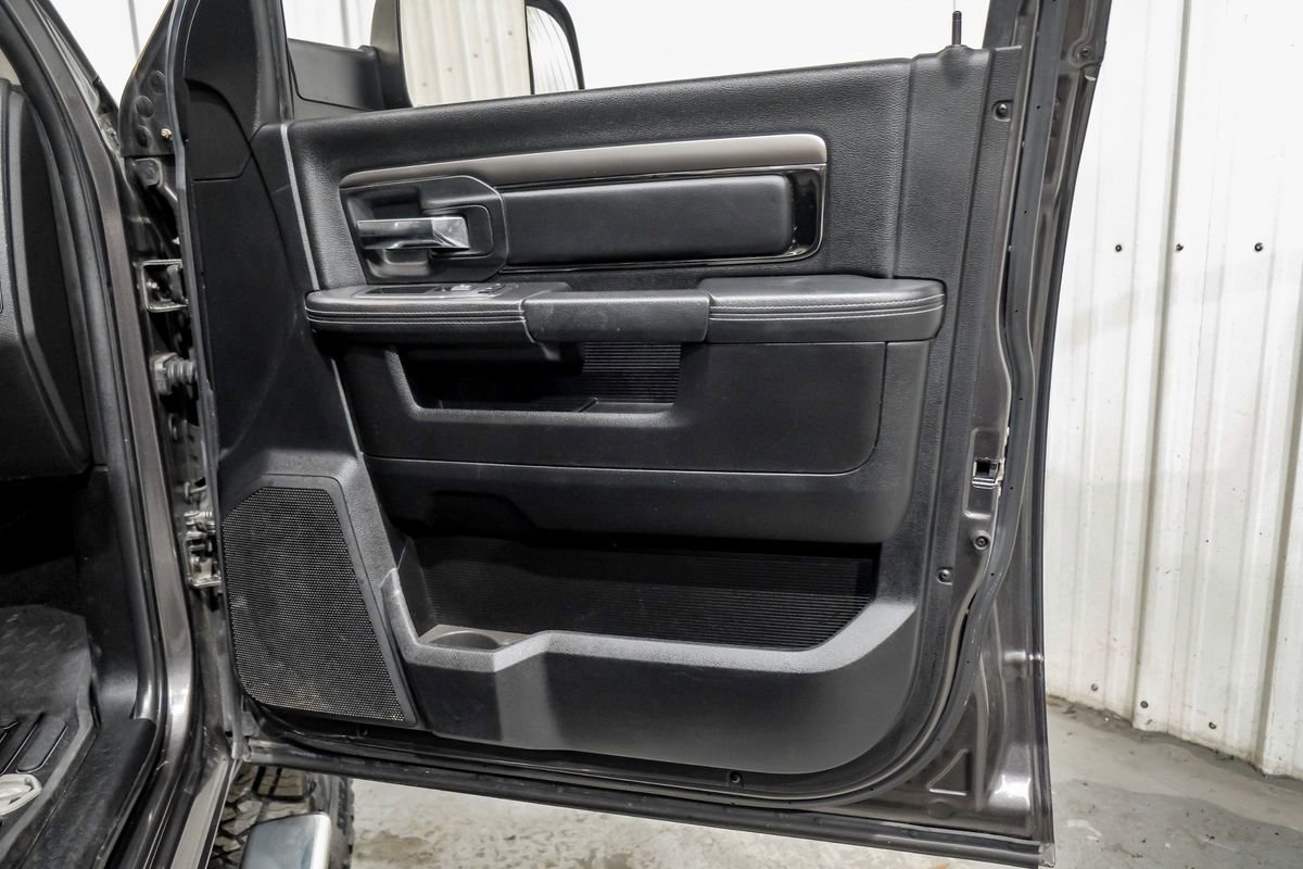 Used 2018 RAM 2500 Big Horn w/ Sport Appearance Group image 42