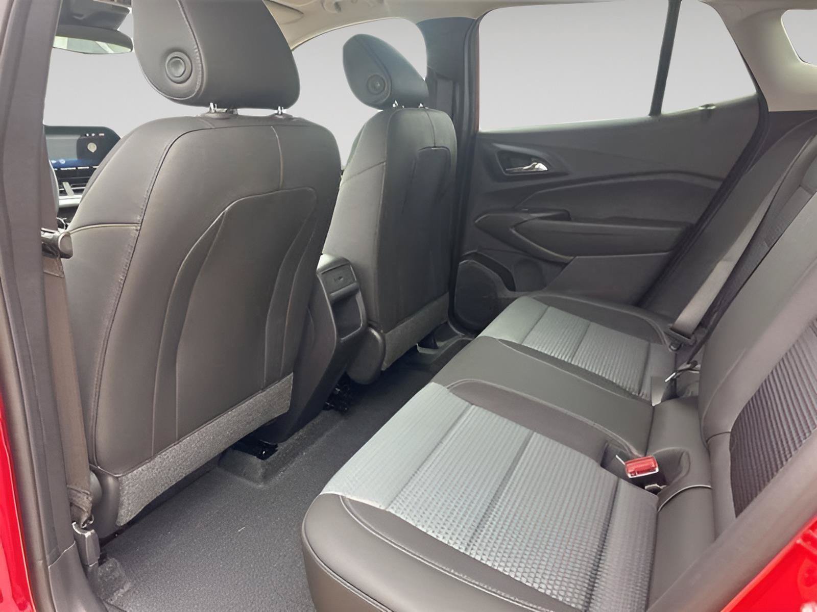 New 2026 Chevrolet Trax LT w/ Driver Confidence Package FWD image 11