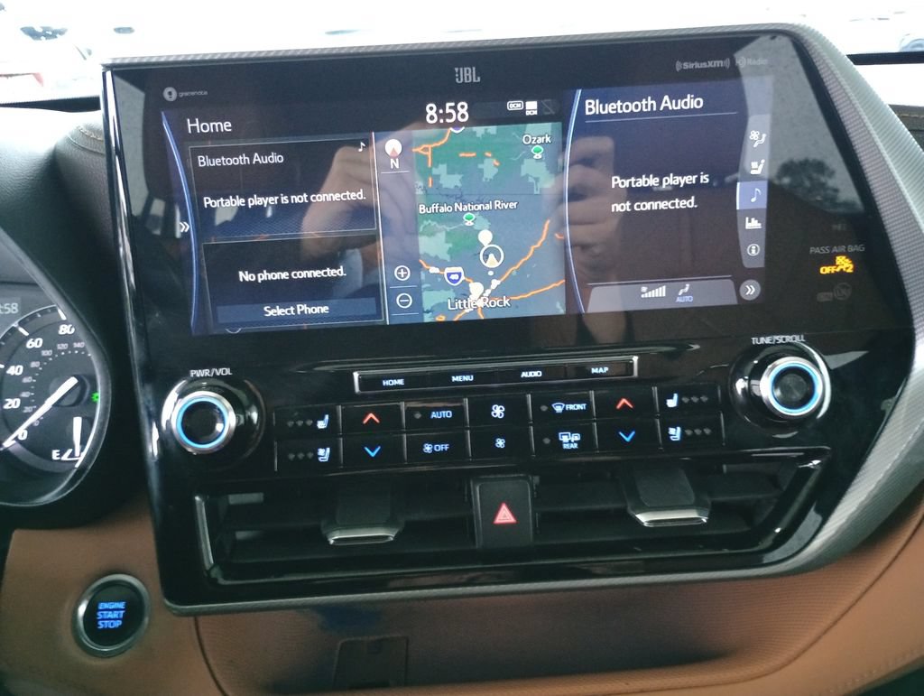 Used 2021 Toyota Highlander Platinum FWD image 11