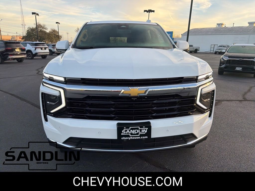 New 2026 Chevrolet Suburban LS image 3