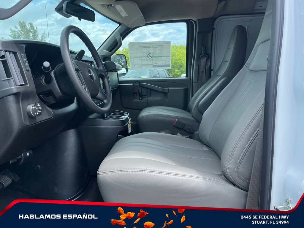 New 2026 GMC Savana 2500 w/ Driver Convenience Package RWD image 9
