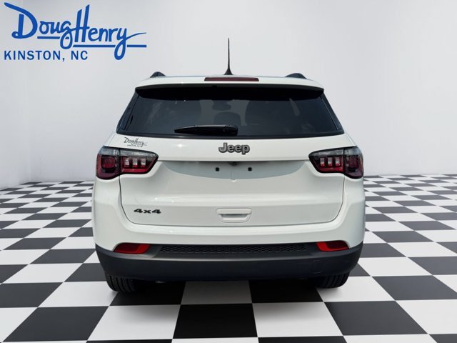 New 2026 Jeep Compass Latitude AWD/4WD image 4