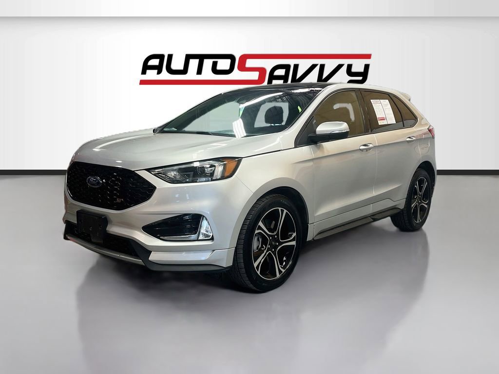 Used 2019 Ford Edge ST w/ Cold Weather Package AWD/4WD image 3