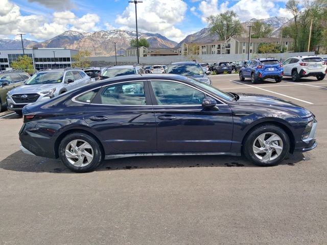 Used 2025 Hyundai Sonata SE FWD image 2