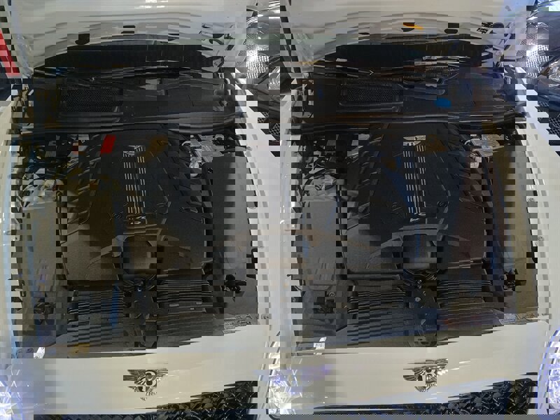 Used 2019 Bentley Bentayga image 47