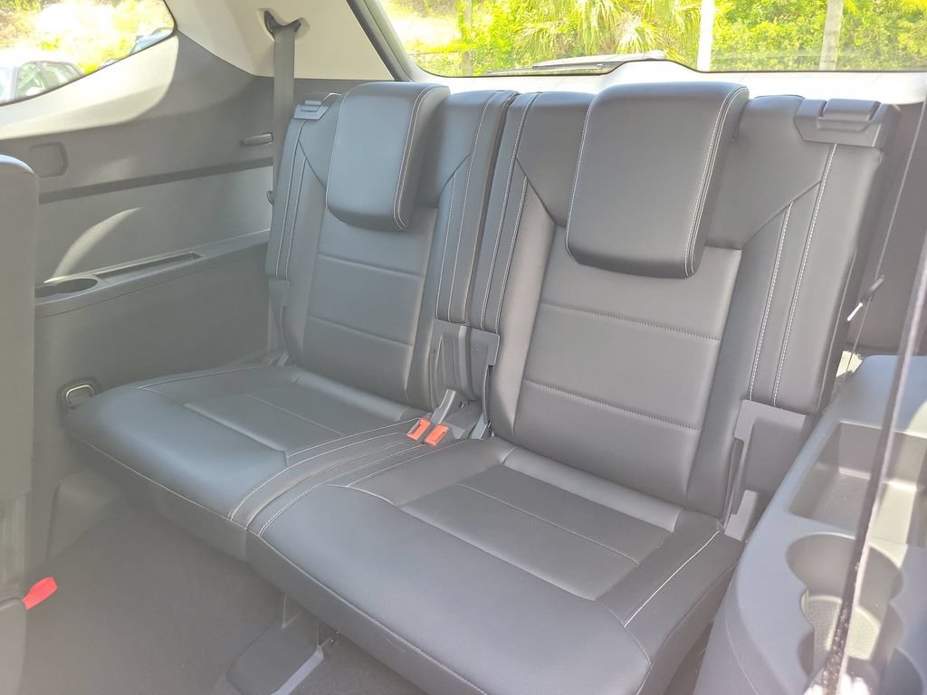 Used 2023 Volkswagen Atlas SE FWD image 11