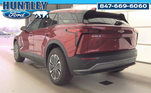 Used 2024 Chevrolet Blazer EV LT image 5