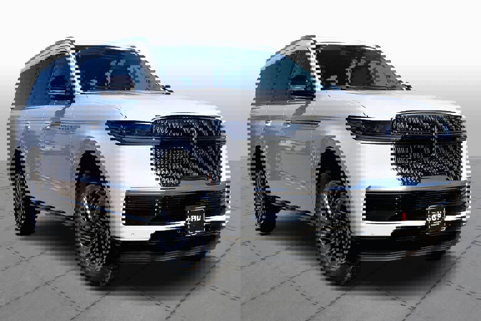 New 2025 Lincoln Navigator L Reserve image 2