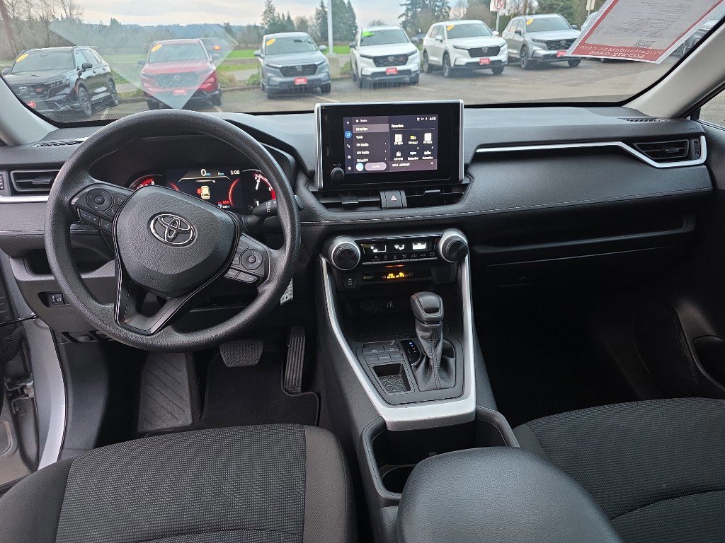 Used 2023 Toyota RAV4 LE image 15