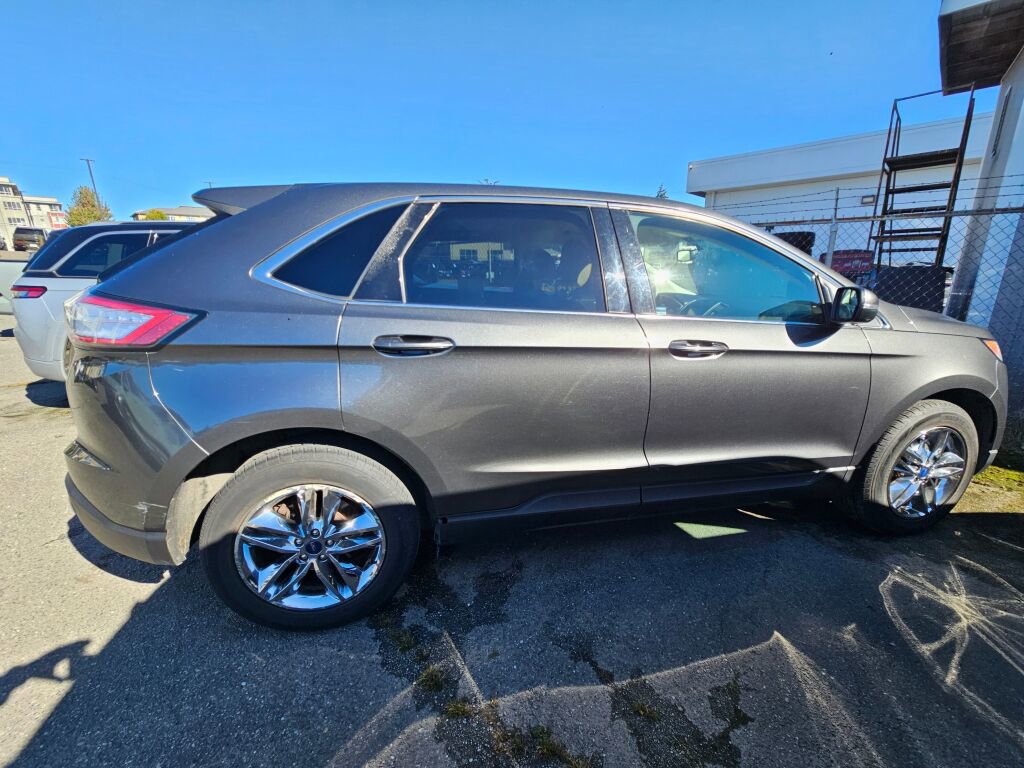 Used 2017 Ford Edge SEL w/ Equipment Group 201A image 9