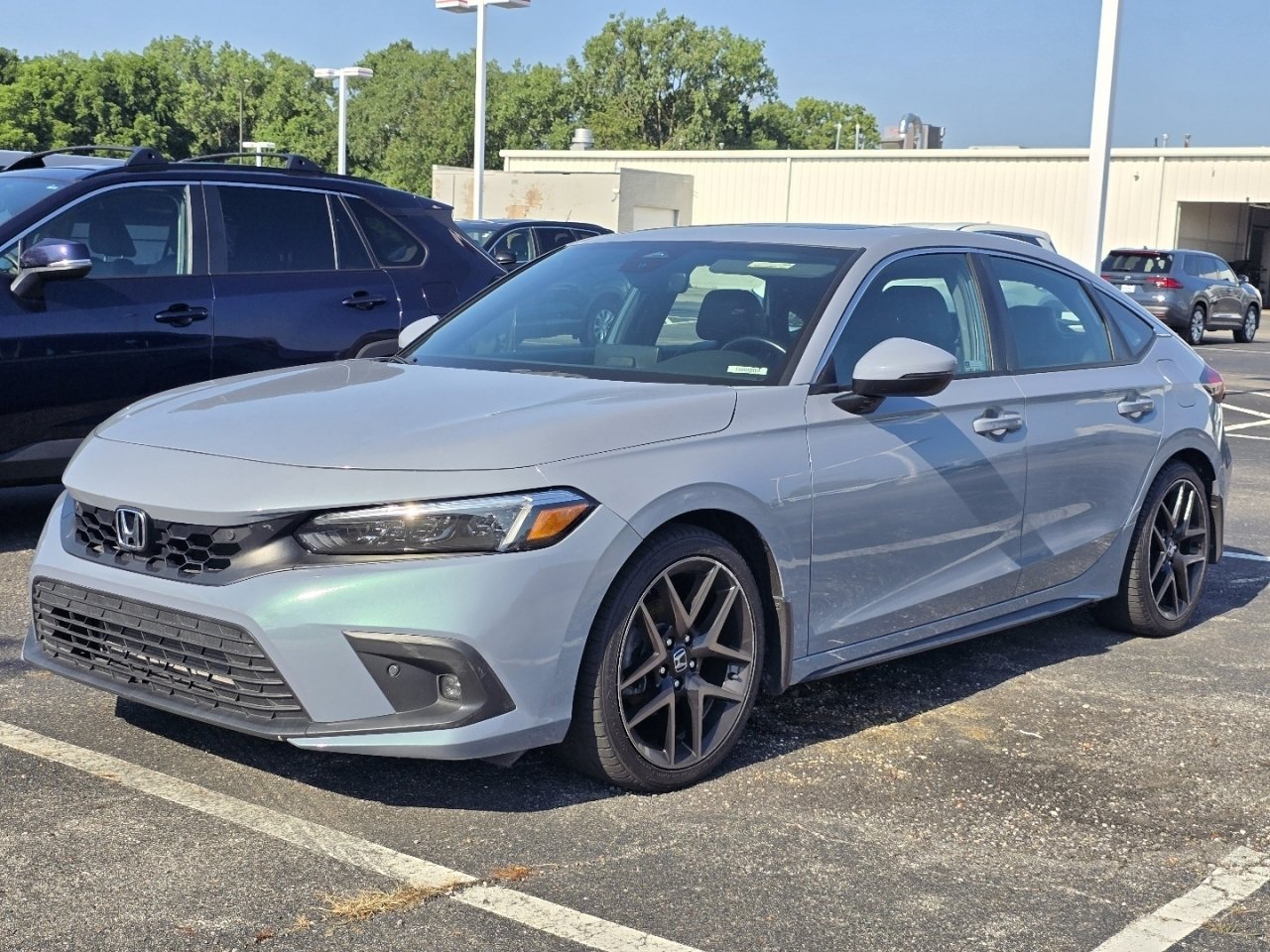 Used 2022 Honda Civic Sport Touring image 3