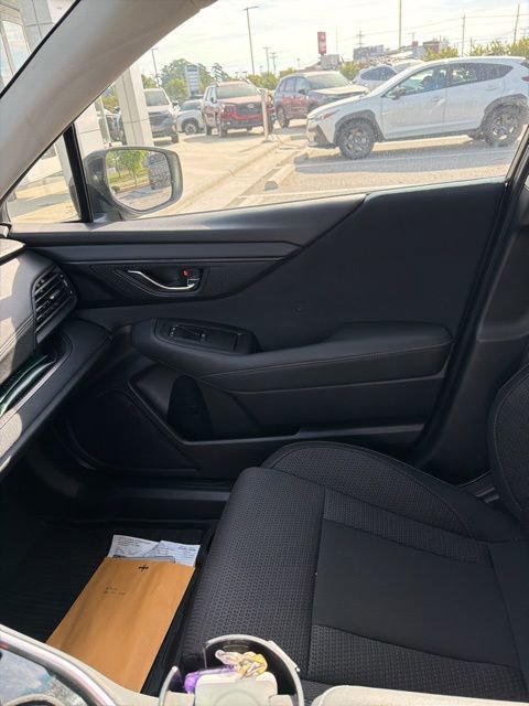 Used 2020 Subaru Outback Premium image 7