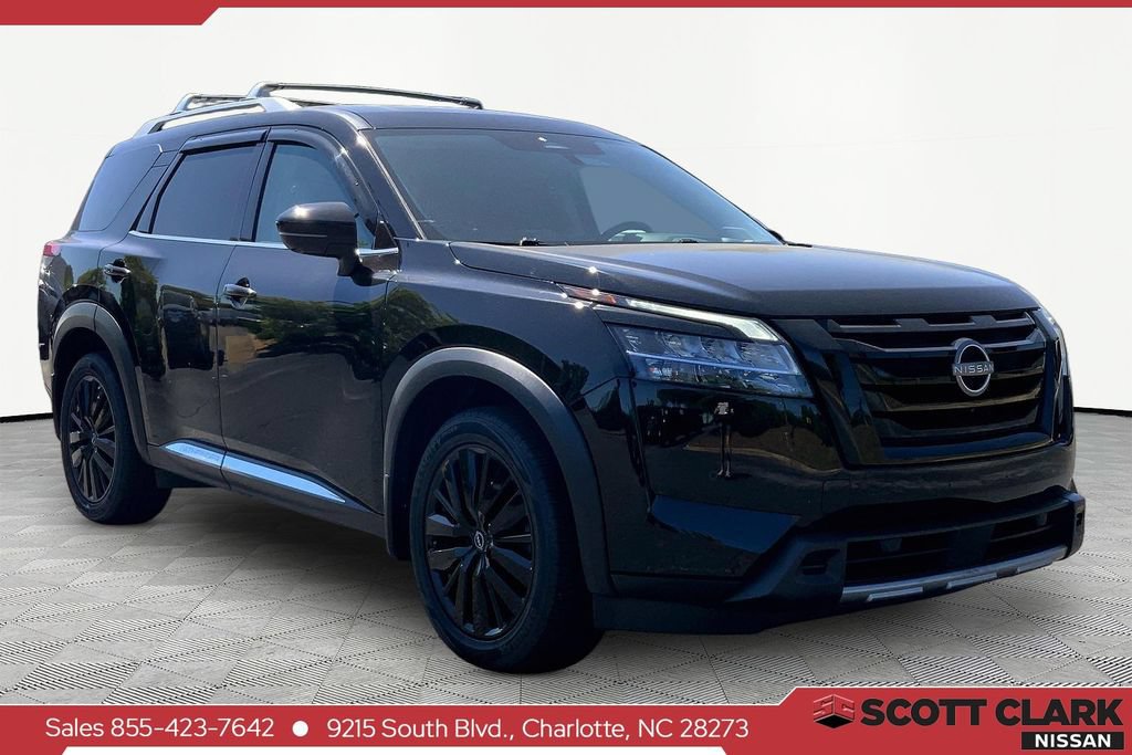 Used 2023 Nissan Pathfinder Platinum w/ Black Appearance Package AWD/4WD image 1