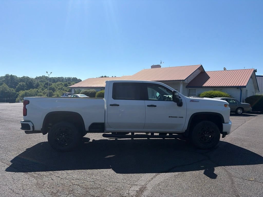 Used 2022 Chevrolet Silverado 2500 LT w/ Z71 Sport Edition AWD/4WD image 11