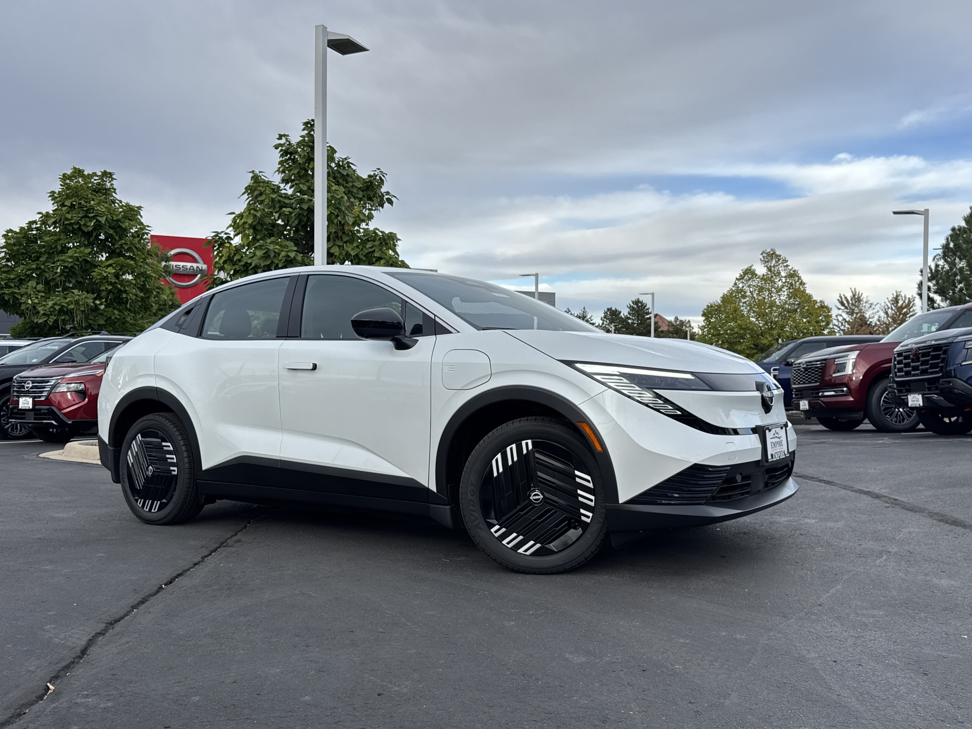 New 2026 Nissan Leaf w/ Floor Mat Package (S+) FWD 360° Tour