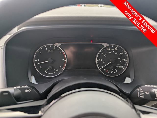 Used 2021 Nissan Rogue SV image 19