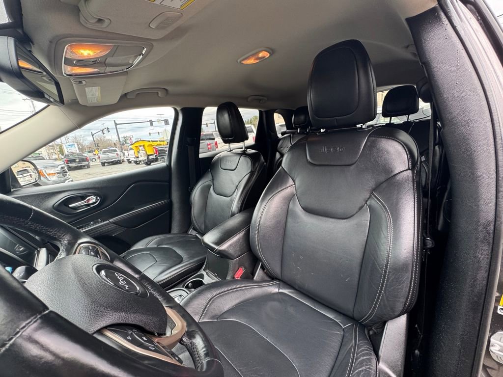 Used 2014 Jeep Cherokee Limited AWD/4WD image 24