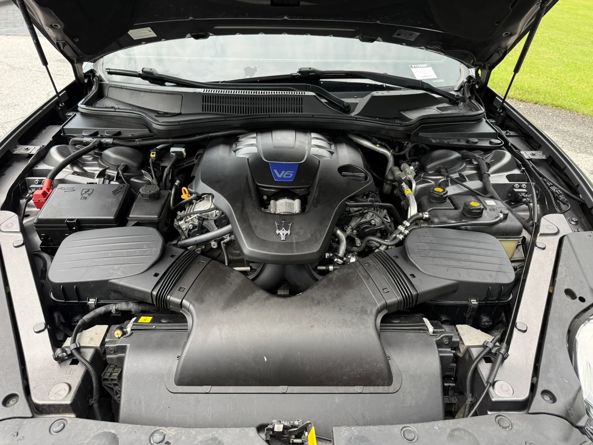 Used 2015 Maserati Quattroporte S Q4 AWD/4WD image 13