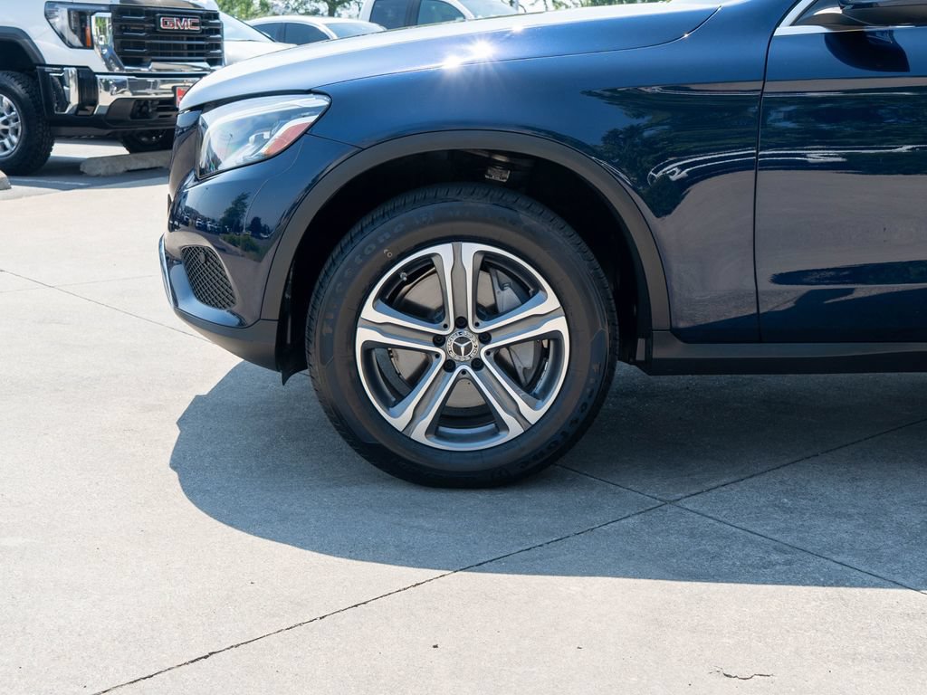 Used 2019 Mercedes-Benz GLC 300 4MATIC image 28