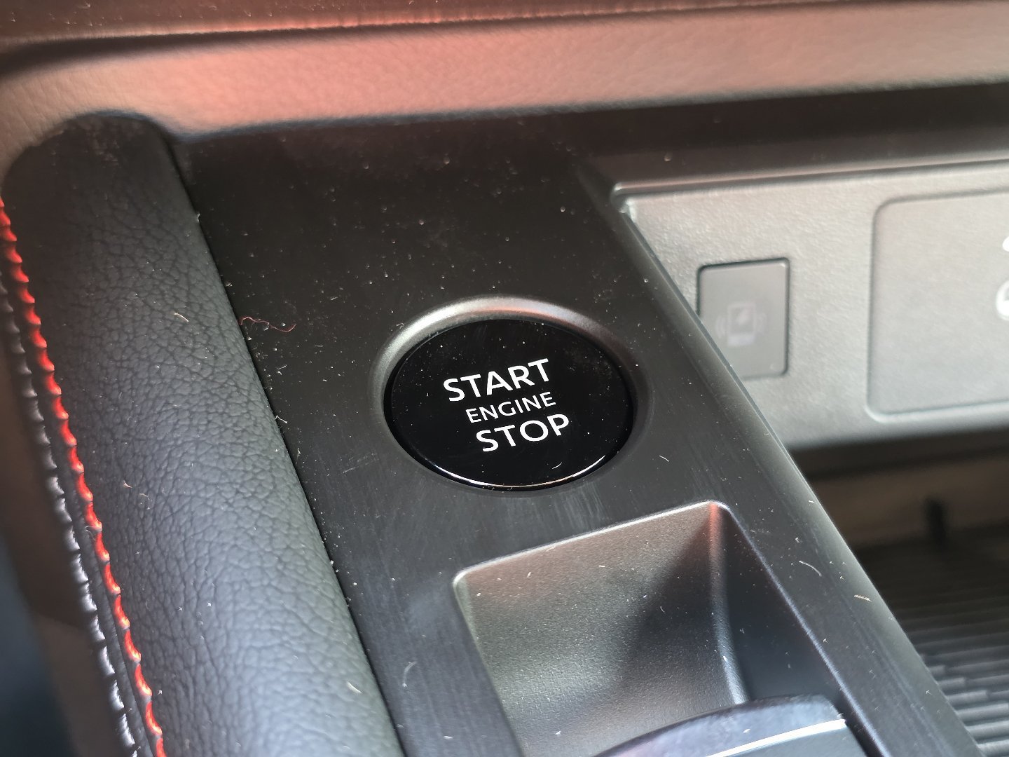 New 2026 Nissan Kicks SR AWD/4WD image 32