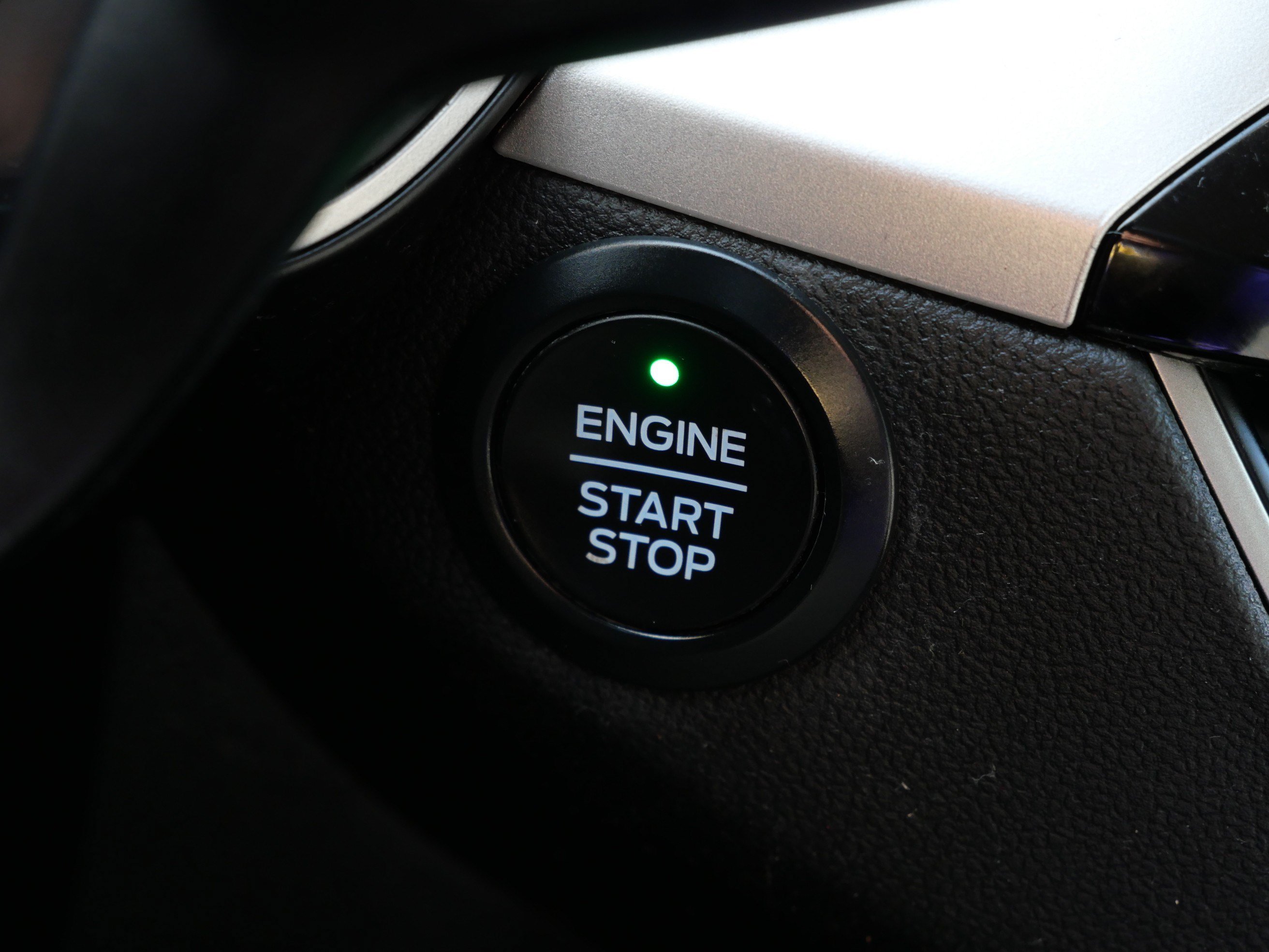 Used 2020 Ford Escape SE AWD/4WD image 28