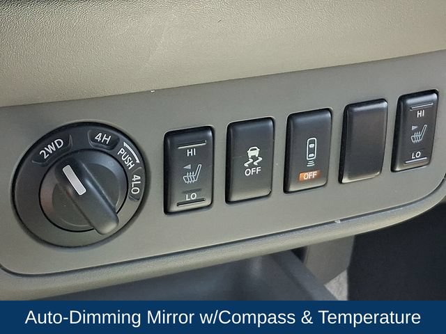 Used 2016 Nissan Frontier SV w/ SV Value Truck Package AWD/4WD image 16
