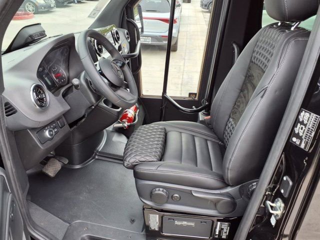 New 2025 Mercedes-Benz Sprinter 3500 image 15