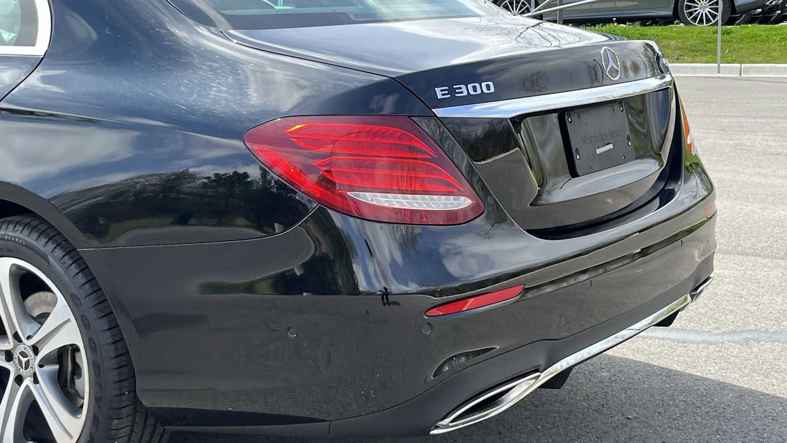 Certified 2019 Mercedes-Benz E 300 4MATIC image 51
