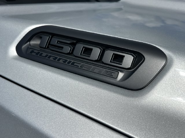 New 2027 RAM 1500 4x4 Crew Cab image 8